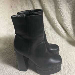 Olivia Ferguson synthetic black platform block heel ankle boots side zipper SZ9